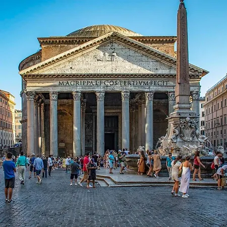 Casa Arco Della Chiesa Nuova - Pantheon & Navona Apartment *