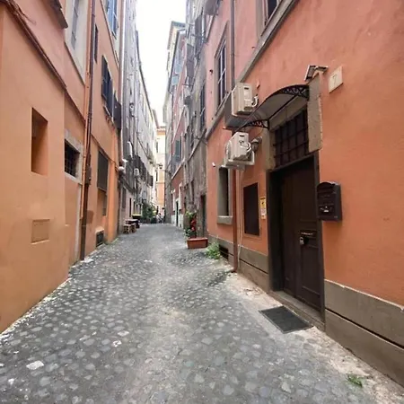 Apartament Casa Arco Della Chiesa Nuova - Pantheon & Navona *