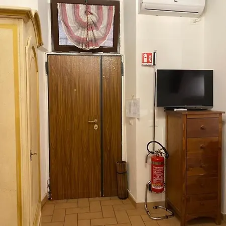 Apartament Casa Arco Della Chiesa Nuova - Pantheon & Navona *
